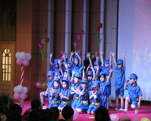 遠(yuǎn)恒佳實(shí)驗(yàn)幼兒園第一場延時班匯報(bào)演出
