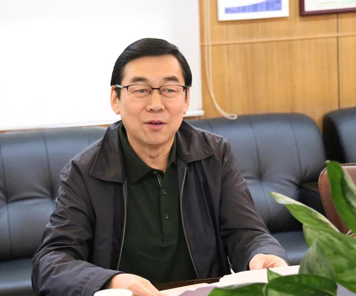 建設(shè)美好校園，安全定是頭條 ——三月警校交通安全教育活動暨開學(xué)以來安全工作略影